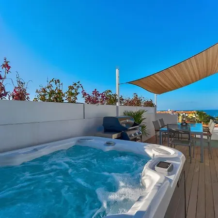 Green House - Modern In Tenerife, Spain. アパート